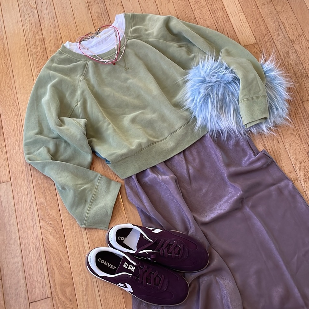 Silence + Noise cropped sweatshirt